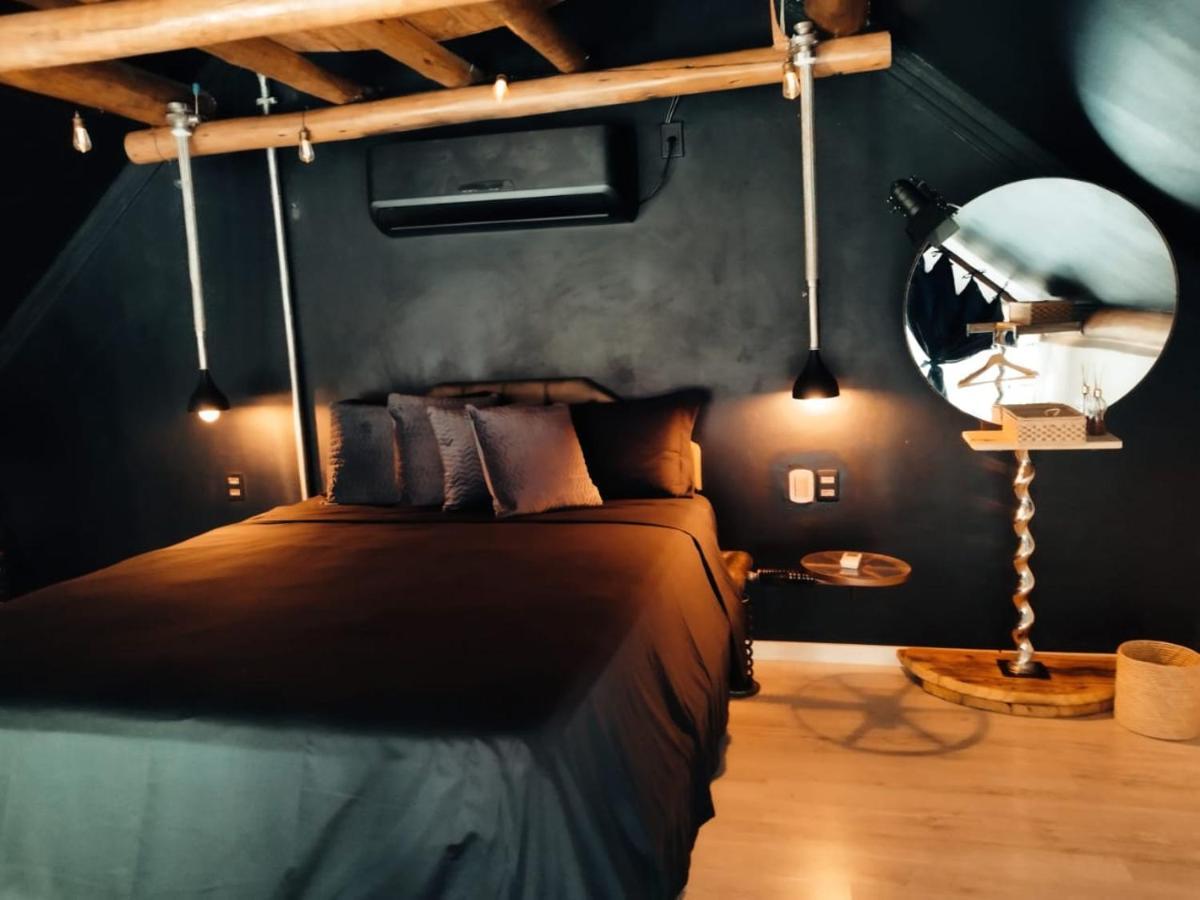 Lua De Charme Hotel *